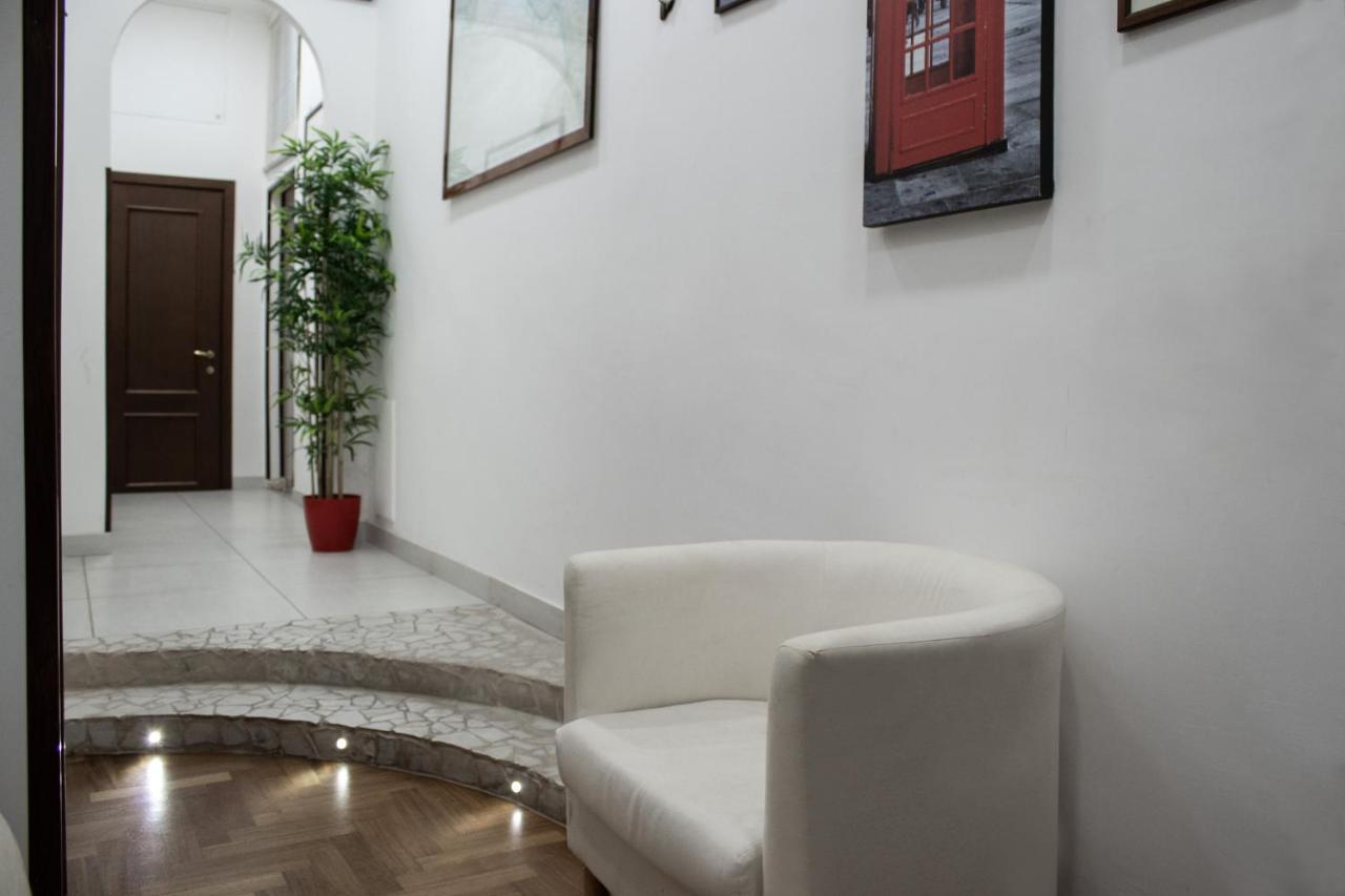 Pomodoro Ac Panzió Nápoly Kültér fotó